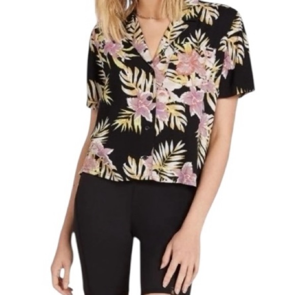 Volcom Gen wow Tropical Floral Black Button-Up Women's Top Hawaiian shirt resort - Picture 13 of 14